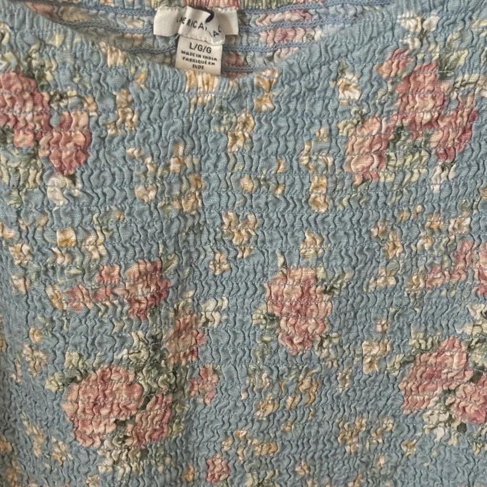 American Eagle Floral Women's Top - Picture 3 of 5